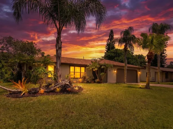 471 SE Lancaster Avenue, Port St Lucie, FL 34984