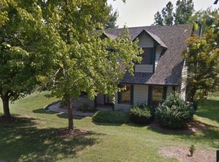 2 Linden Ct, Collinsville, IL