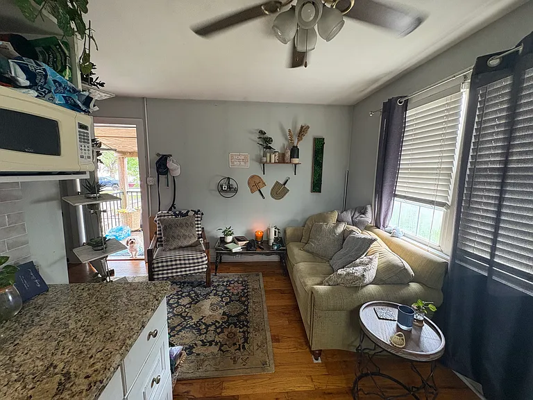 66 Folly Road Blvd — Photo 5