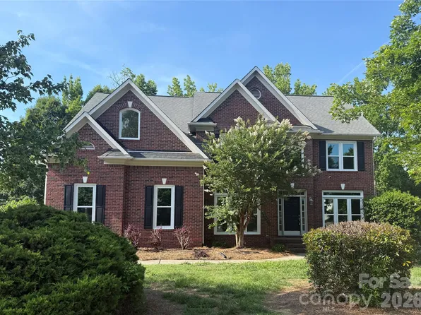 2421 Arden Gate Ln, Charlotte, NC 28262