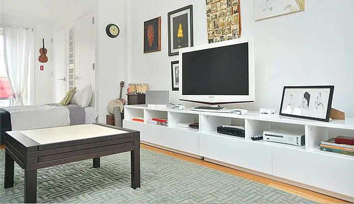 Sold by Owner | media 25