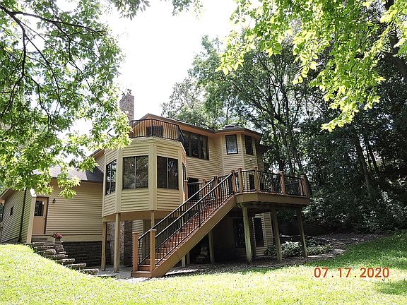 3rd image of 12833 Florida Ln