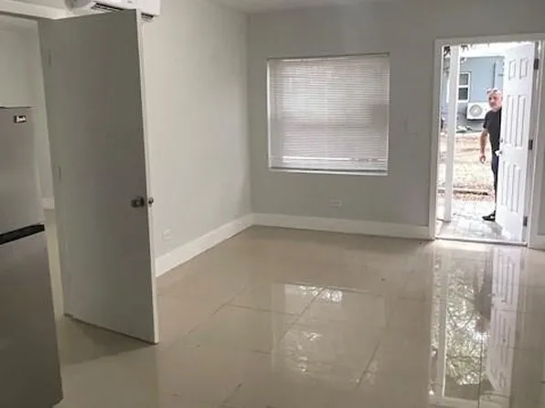 12322 NE 6th Ave, Miami, FL