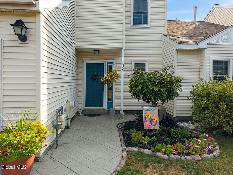 4th image of 1102 Spearhead Drive