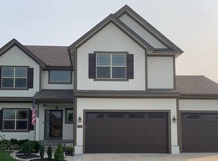 1124 SW Conch Way, Blue Springs, MO 64064