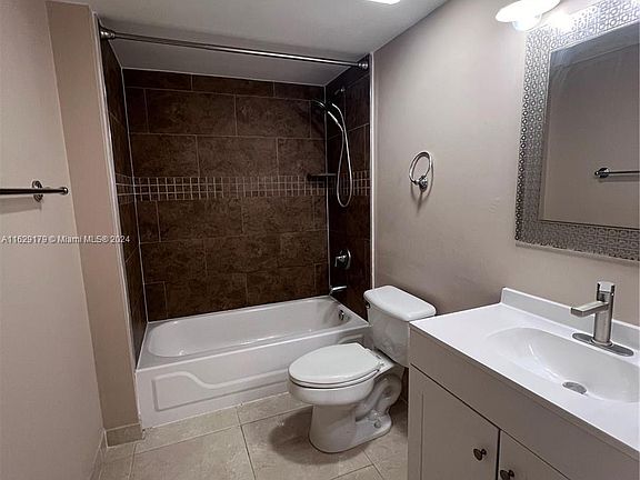 5th image of 2131 SE 10th Ave APT 1101