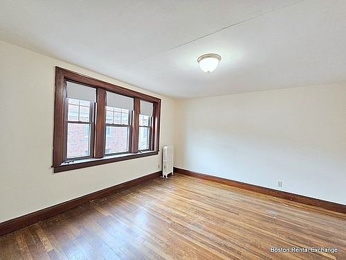 1st image of 22 W Wyoming Ave APT 26