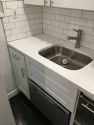 Rented by Sky Management | media 30