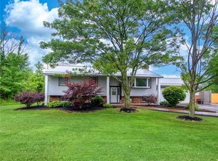 13122 Ravenna Rd, Chardon, OH 44024