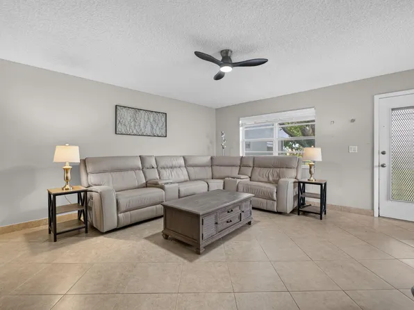 942 Normandy T Trail #942, Delray Beach, FL 33484