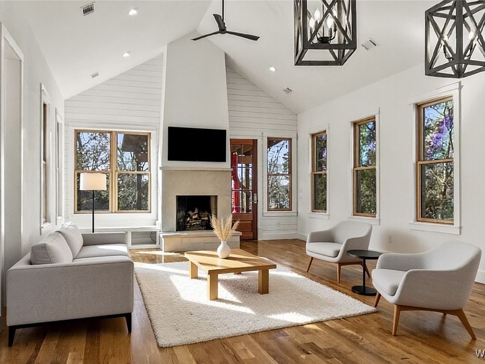 1st image of 15340 Stonehedge Cliffs Rd