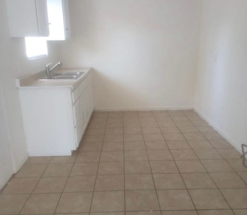 1st image of 41054 Acacia Ave #9