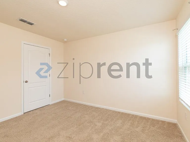 86135 Railway Pl — Photo 35