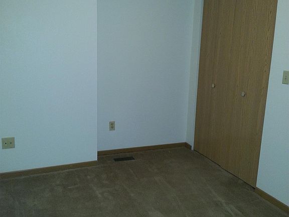 Bedroom 2 of 3/Office