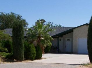 13255 Topock Rd, Apple Valley, CA 92308