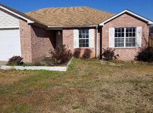 2300 Daniel Dr, Clarksville, AR 72830
