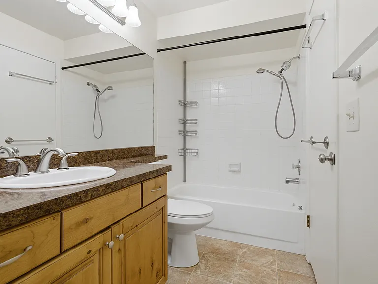 6834 S Countrywoods Cir #22E — Photo 15