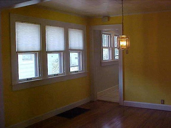 4th image of 6154 N Crittenden Ave