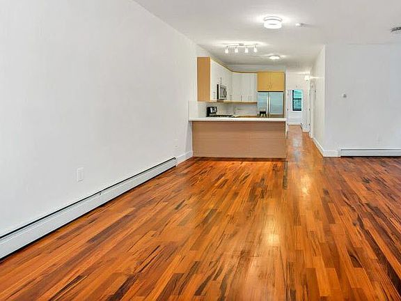 2nd image of 63 Arlington Ave APT 1