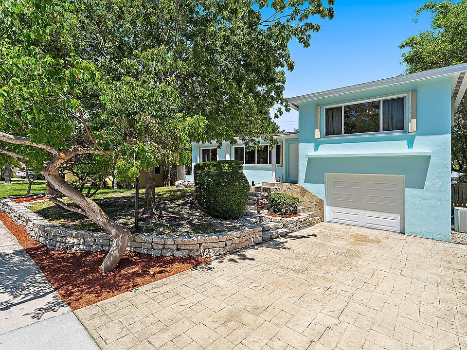 1st image of 1429 Crest Drive