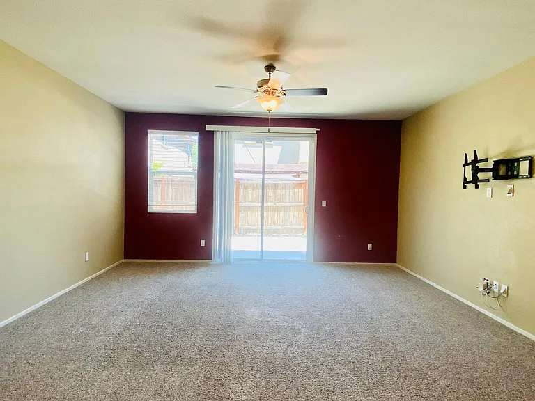 16872 Pecan Hollow Way — Photo 10