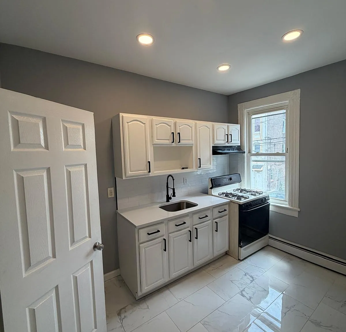 1 bed, $1,675 — Photo 1
