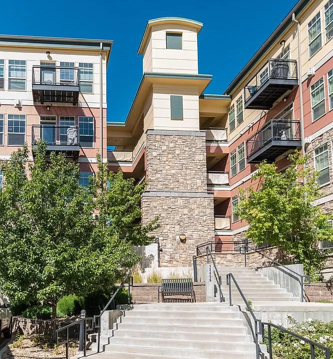 13456 Via Varra St #325