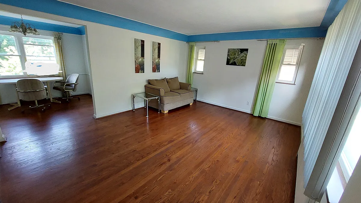 Building Photo - 565 Lowell Ave #1