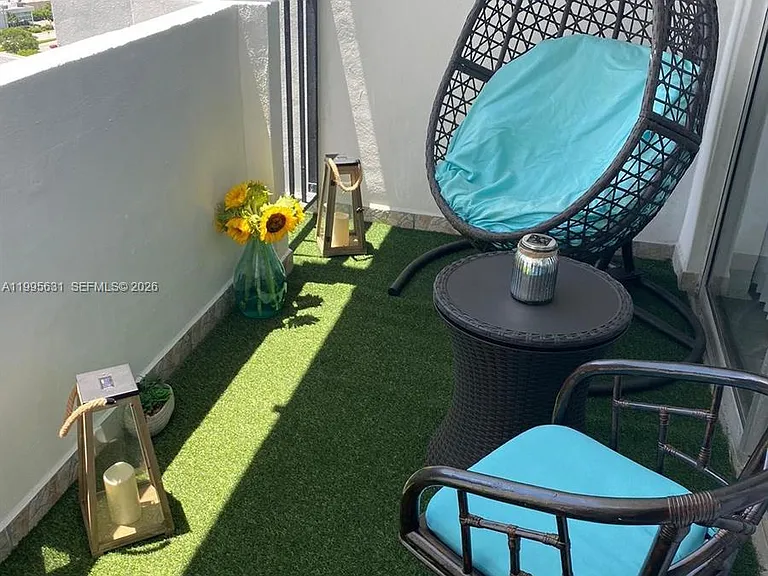 2750 NE 183rd St #2407 — Photo 7