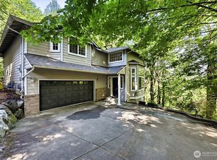 6534 NE 198th St, Kenmore, WA 98028