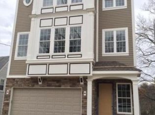 617 Athens Ave, Cincinnati, OH 45226