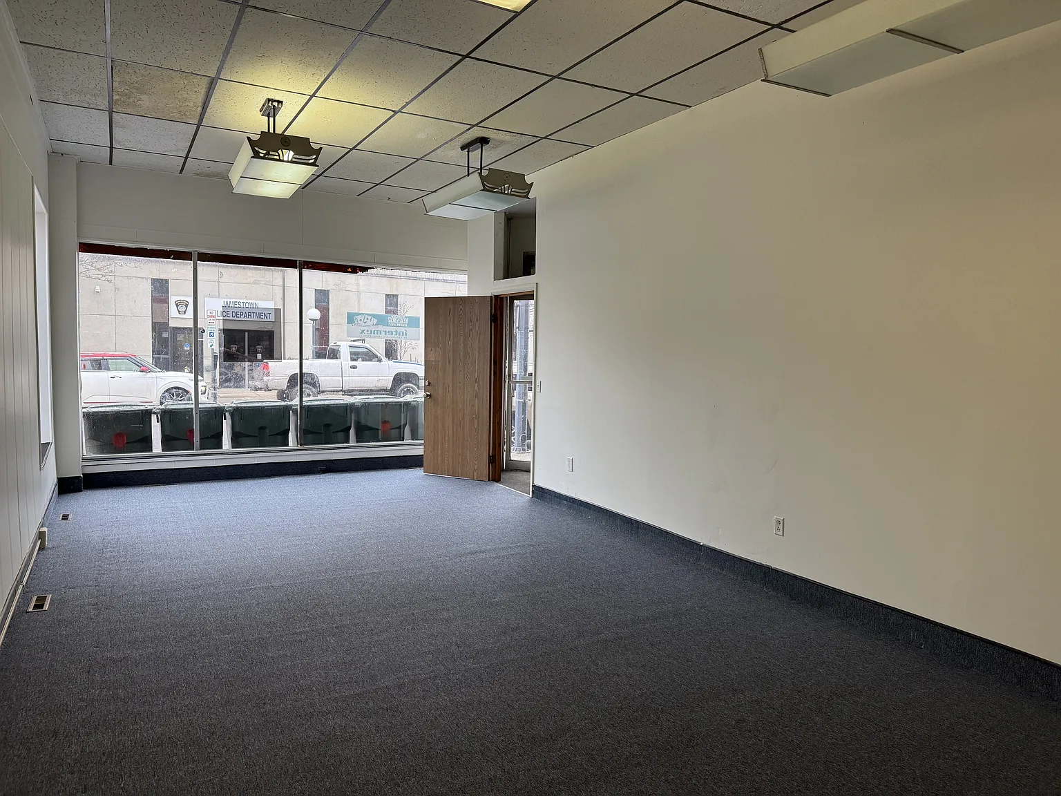 212-218 East 2nd Street - Store 4 — Photo 4
