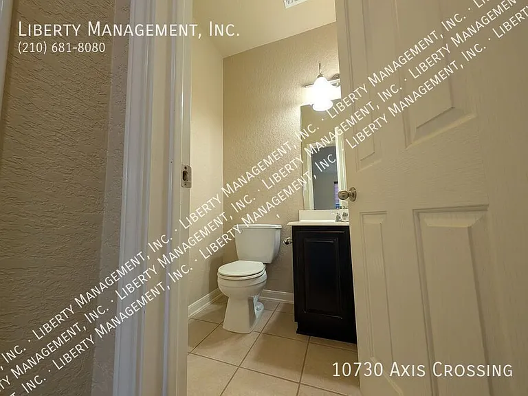 10730 Axis Xing — Photo 6