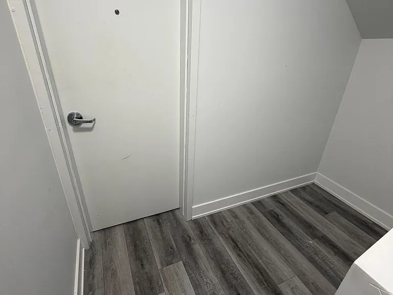 82 Christopher Hamilton St #1 — Photo 3