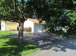 528 Eastview Ave, Somerset, MA 02726