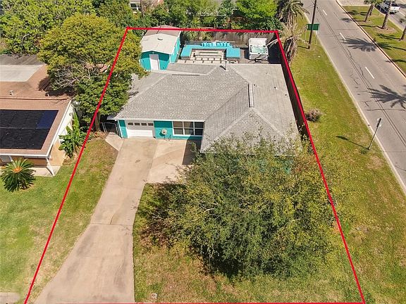 2nd image of 102 Coral Ln