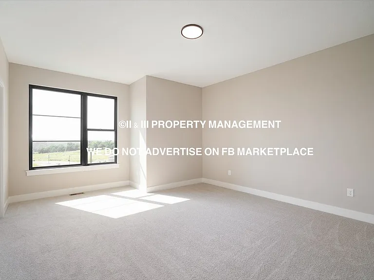 9581 Jupiter St — Photo 30