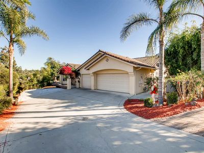 1912 Cresthaven Dr, Vista, CA, 92084