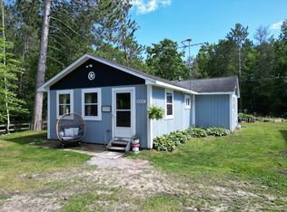 9255 Fields Dr, Houghton Lake, MI 48629