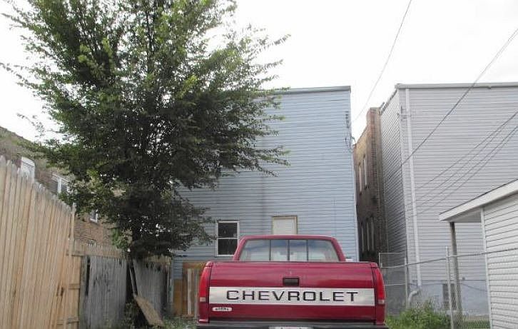 2nd image of 4522 W Van Buren St