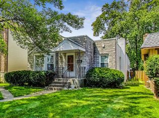 5052 N Mobile Ave, Chicago, IL 60630