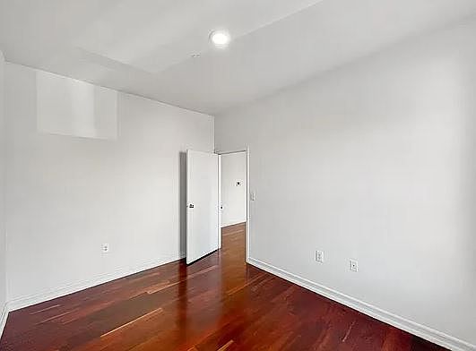 4th image of 2149 Frederick Douglass Blvd #4