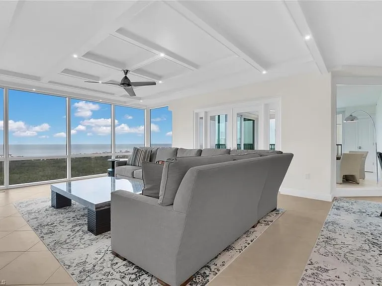 7515 Pelican Bay Blvd #17D — Photo 3