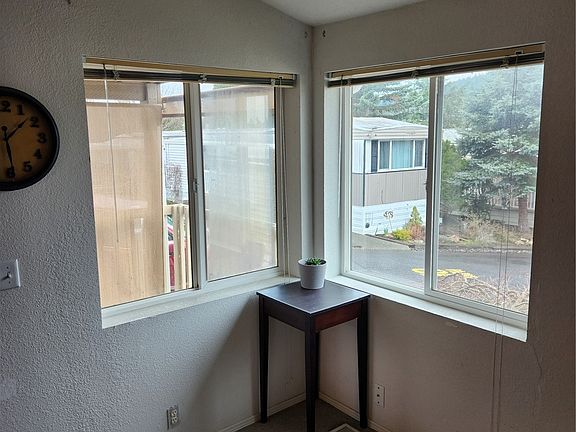 4th image of 1200 Lincoln Street #164
