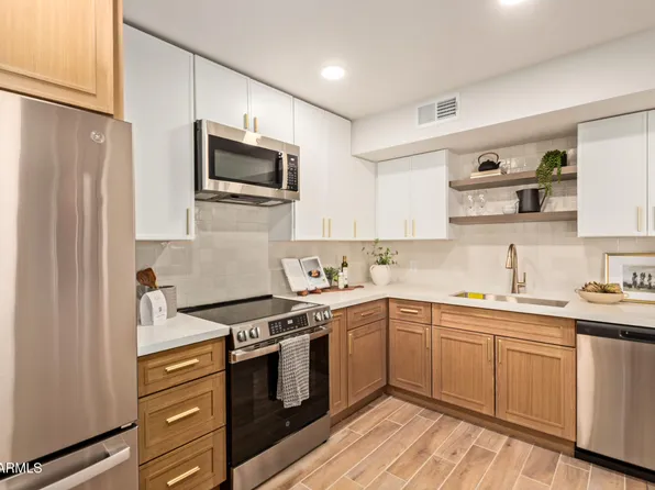 4201 E CAMELBACK Road #28, Phoenix, AZ 85018