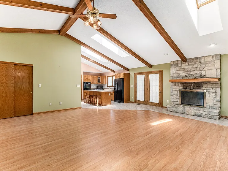 6002 Bowen Rd — Photo 18