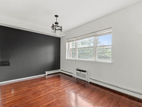 5th image of 1922 76th St #2