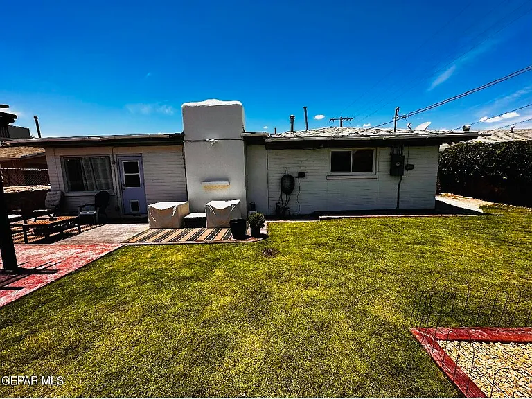 1516 Elmhurst Dr — Photo 22