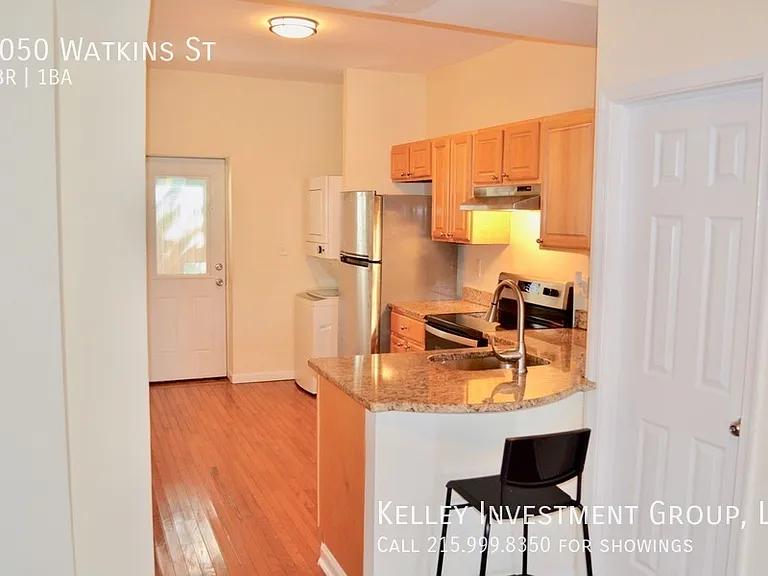 2050 Watkins St — Photo 15
