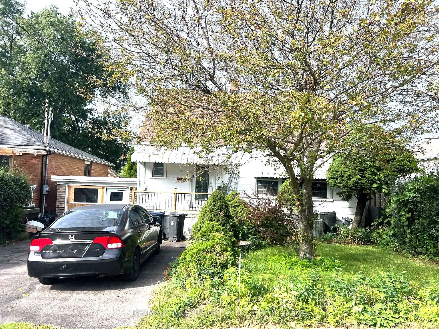 4 bed, $2,700 — Photo 2